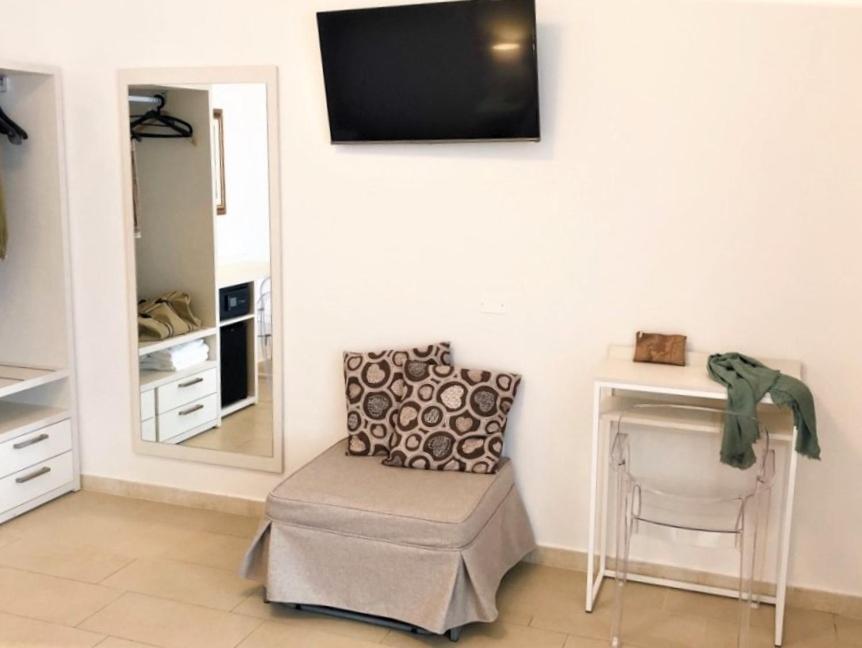 Hotel Villa Eleonora Scauri  Exteriör bild