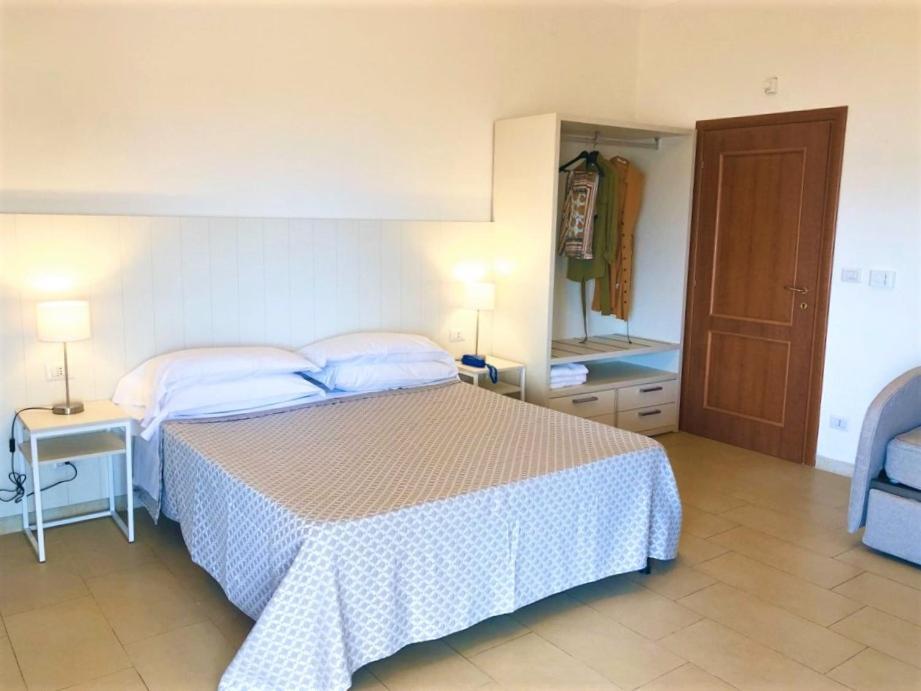 Hotel Villa Eleonora Scauri  Exteriör bild
