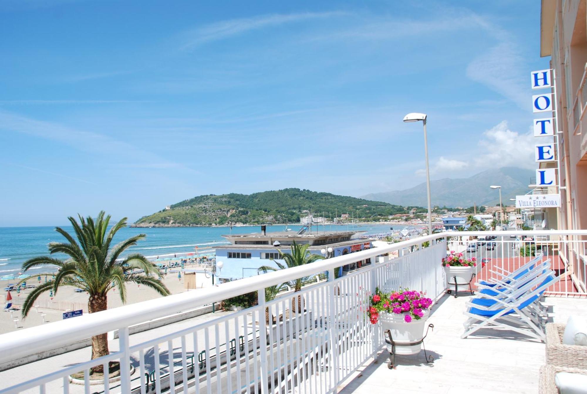 Hotel Villa Eleonora Scauri  Exteriör bild